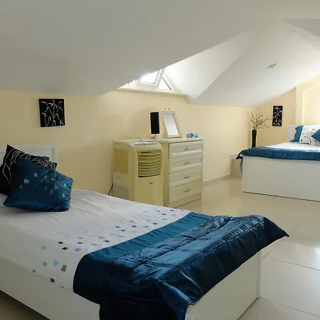 Paj Villa